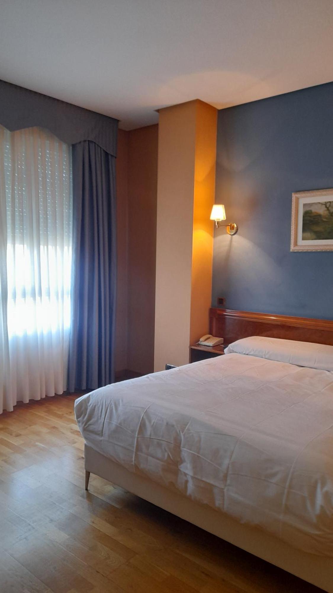 Hotel Las Moreras León Exteriér fotografie